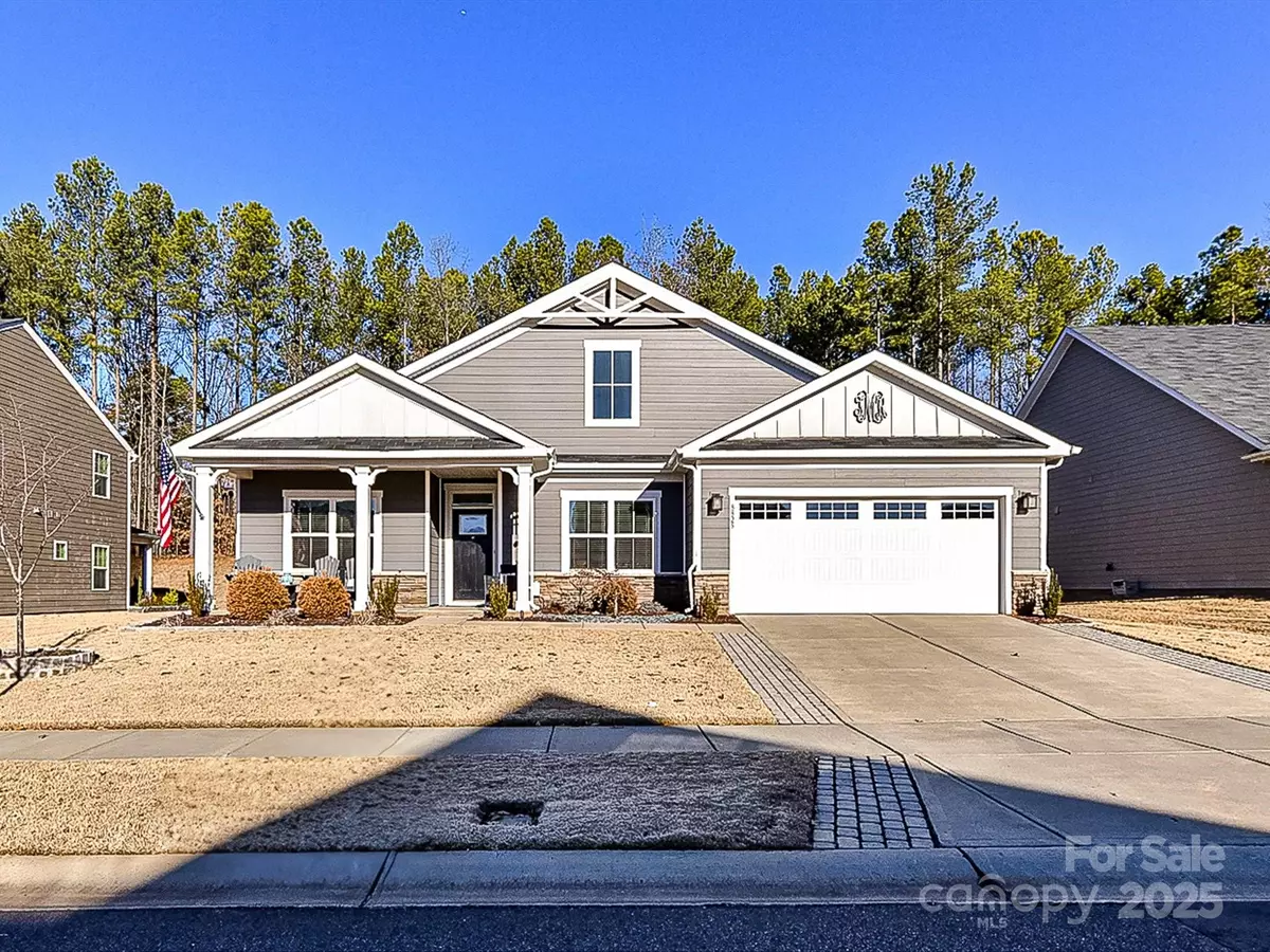 Huntersville, NC 28078,8825 Chapel Grove Crossing DR