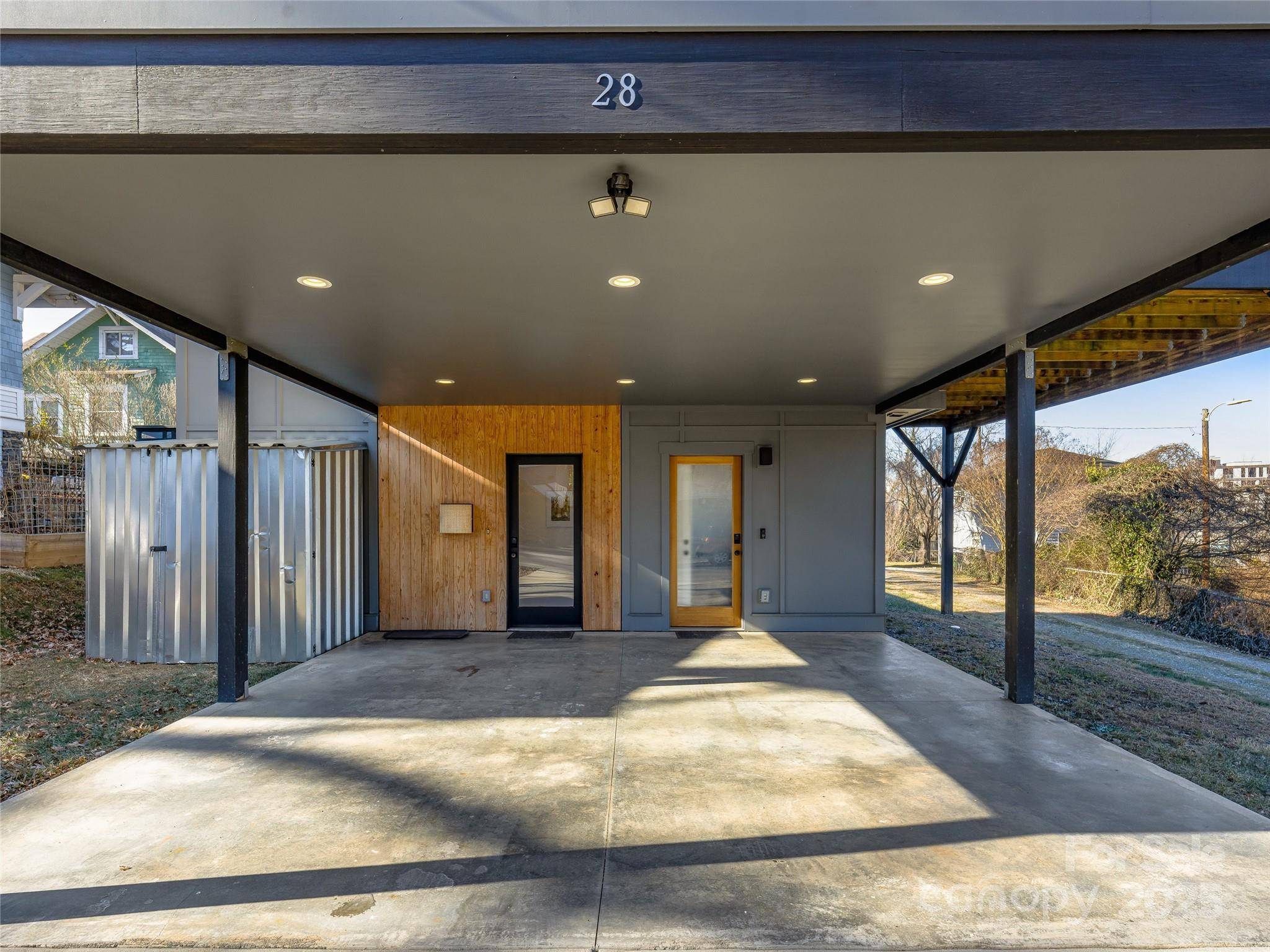 Asheville, NC 28801,28 Edgehill AVE