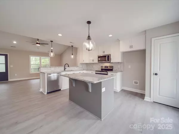 Mount Pleasant, NC 28124,8690 Crestwood DR