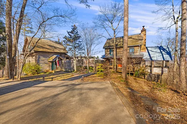 Ellenboro, NC 28040,262 Mason RD