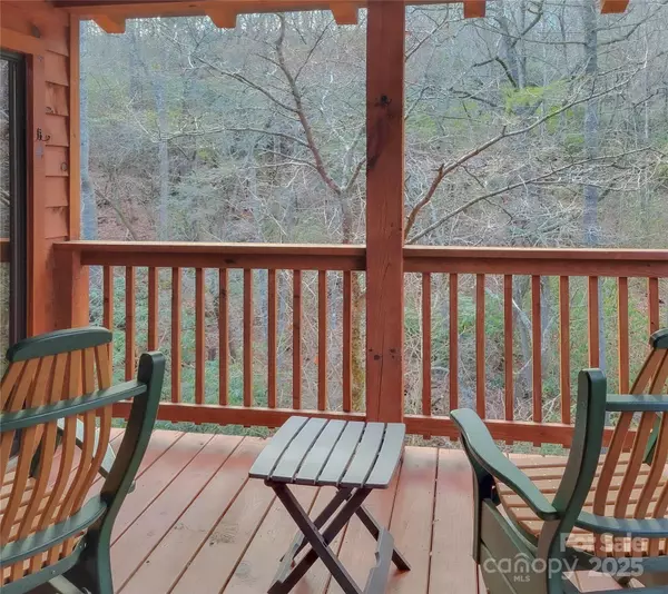 Spruce Pine, NC 28777,61 Creekside LOOP #5