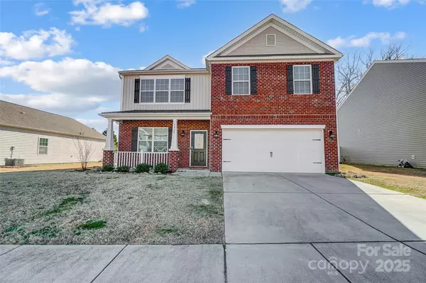 2224 Apple Glen LN,  Charlotte,  NC 28269