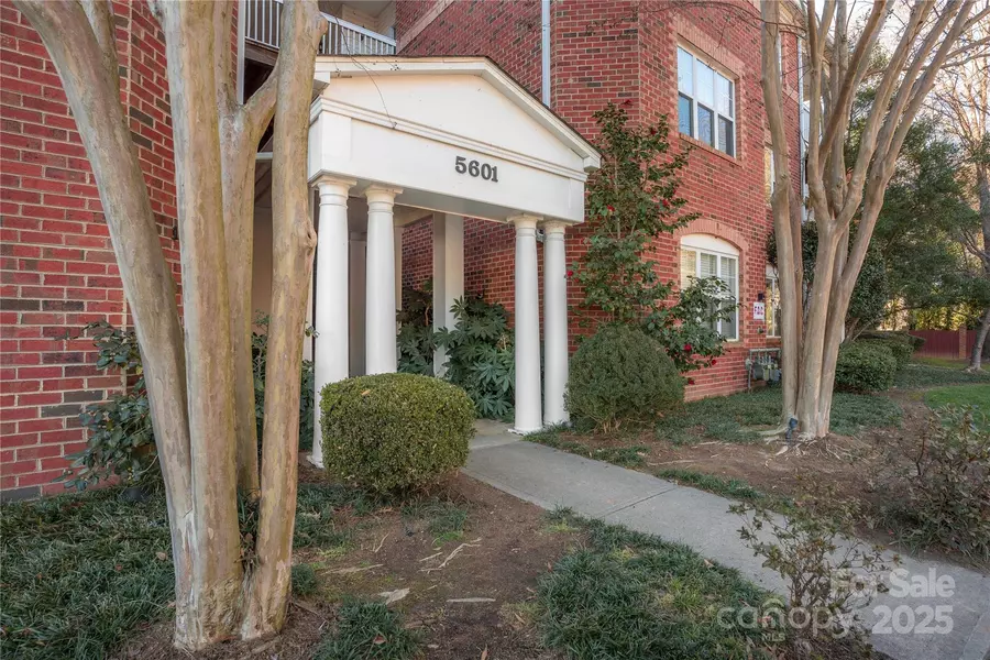 5601 Fairview RD #22, Charlotte, NC 28209