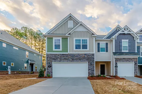 240 Harpers Run LN, Matthews, NC 28104