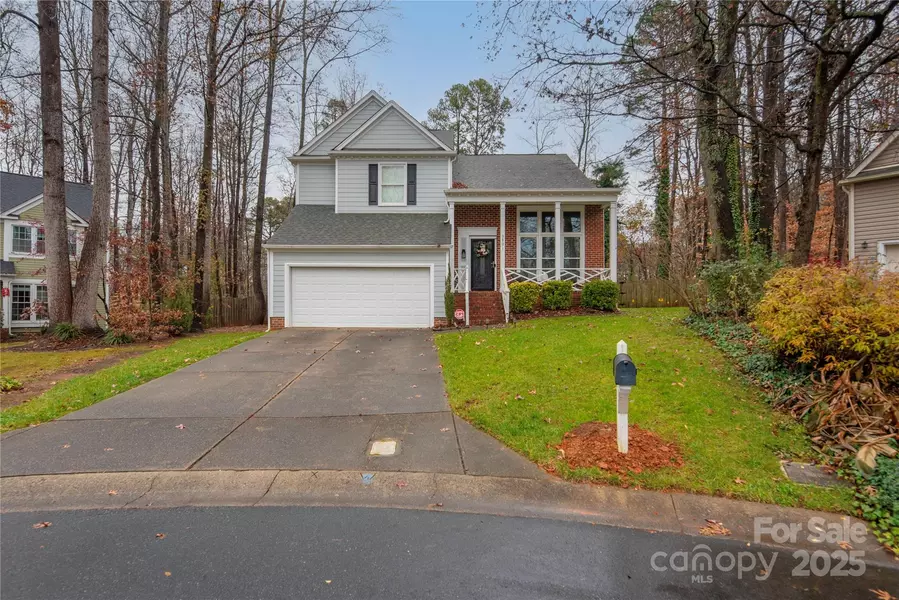 3801 Melshire LN, Charlotte, NC 28269