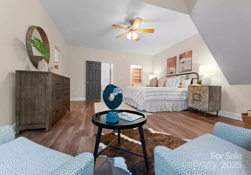 10200 Amsterdam DR, Mount Pleasant, NC 28124