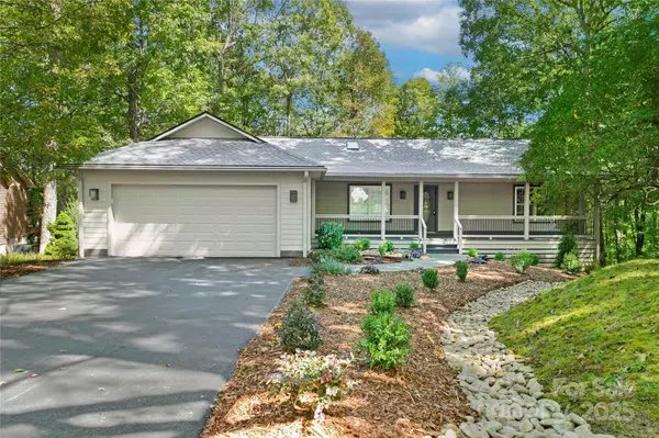 Brevard, NC 28712,39 Udvawadulisi CT