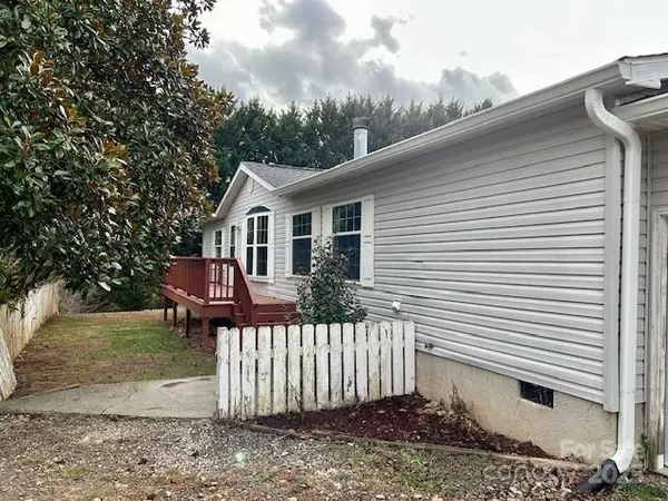 Candler, NC 28715,63 Fincher LN