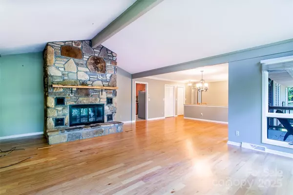 Brevard, NC 28712,40 Lochencove Ridge RD