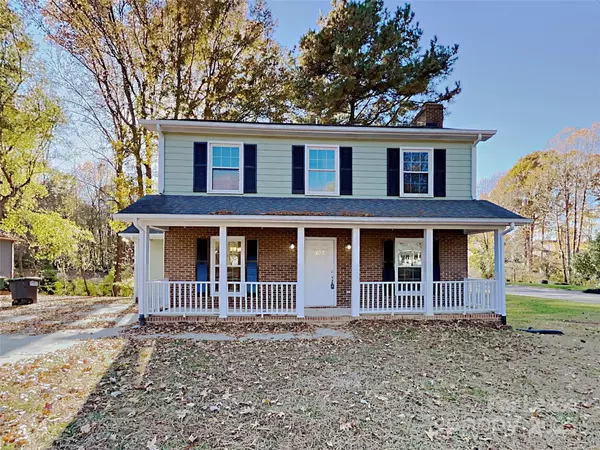 627 Tyrone PL, Gastonia, NC 28054