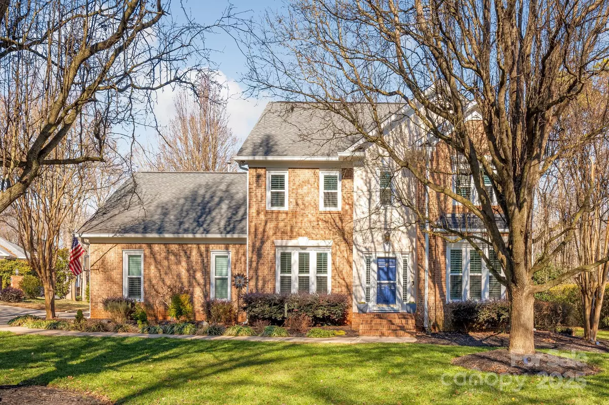 Fort Mill, SC 29708,300 Dorsett Downs