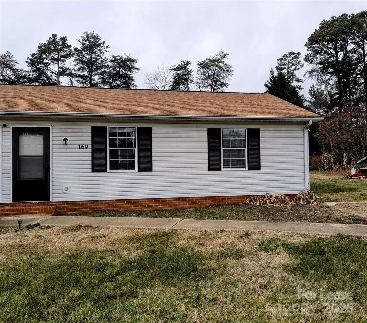 Lincolnton, NC 28092,169 James ST