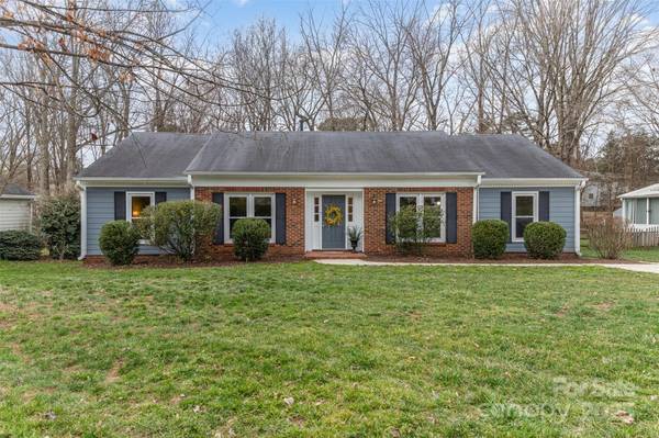 6000 Carmel Station AVE, Charlotte, NC 28226