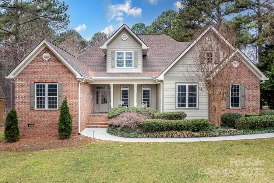 302 McCrary RD, Mooresville, NC 28117