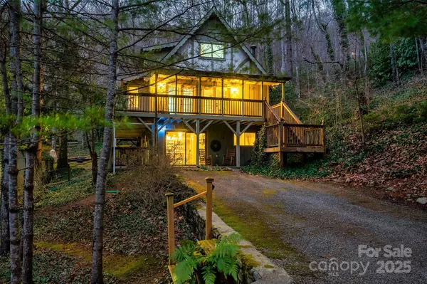 Maggie Valley, NC 28751,21 Christy LN