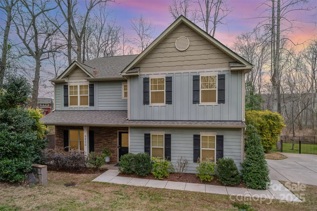 Charlotte, NC 28278,9230 Windygap RD