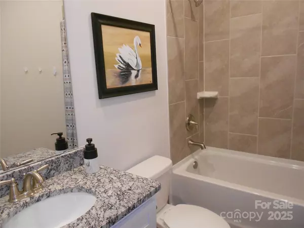 Troutman, NC 28166,106 Milliner DR #97