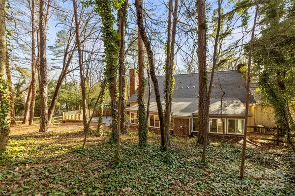 Clover, SC 29710,69 Honeysuckle Woods