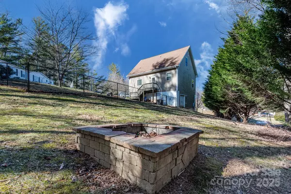 Fletcher, NC 28732,105 Caubleville DR
