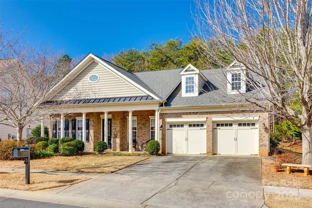 Fort Mill, SC 29708,1380 Secret Path DR