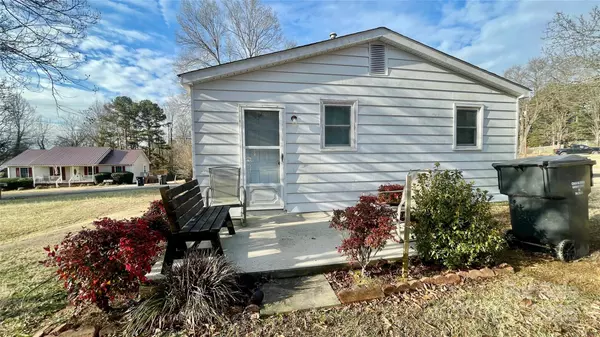 Landis, NC 28088,510 W Blume ST