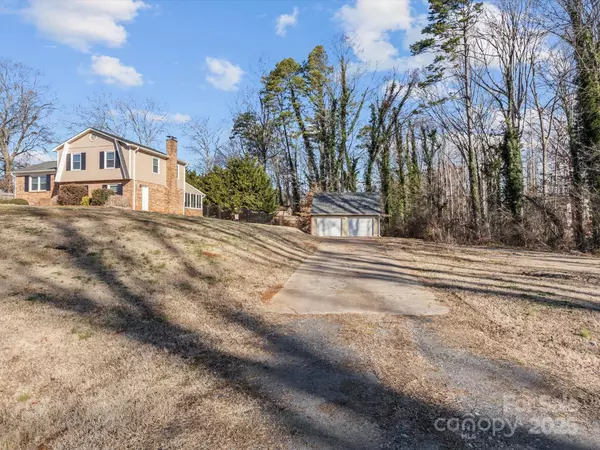 Gastonia, NC 28056,4532 Oakwood CIR