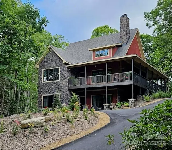 165 Red Wolf None, Blowing Rock, NC 28605