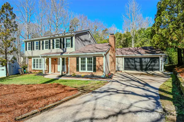 Matthews, NC 28105,805 Bent Wood CT