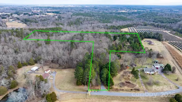 Conover, NC 28613,4530 Meandering WAY