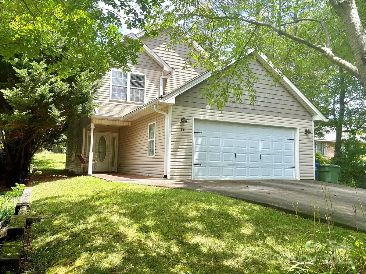 Asheville, NC 28803,19 Allen AVE
