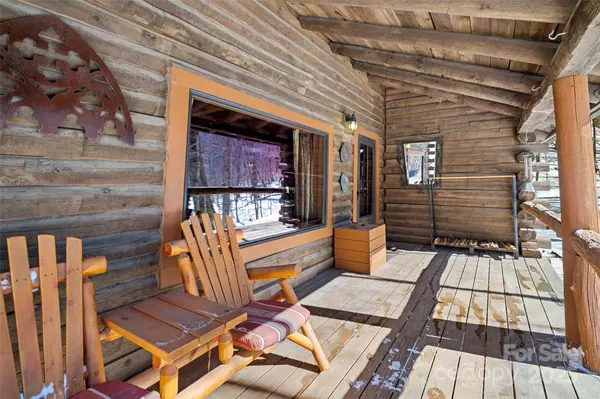 Mars Hill, NC 28754,1257 Oak Ridge LN