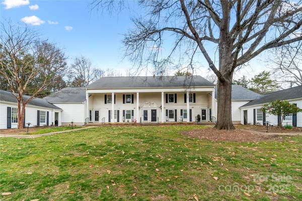 7000 Quail Hill RD, Charlotte, NC 28210