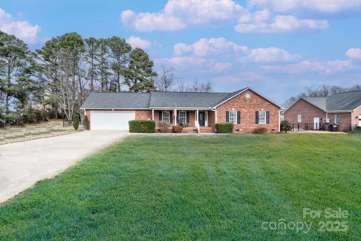 Rockwell, NC 28138,352 Palmer CIR