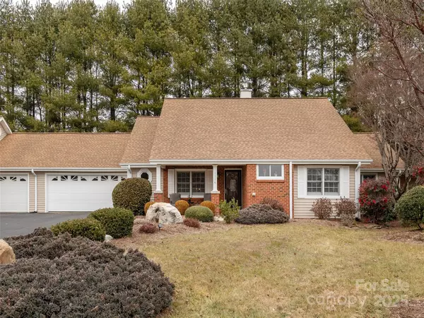 Hendersonville, NC 28739,1114 Citation CIR