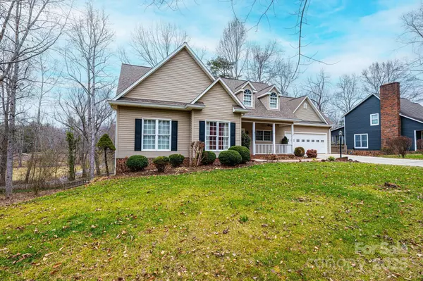 Lenoir, NC 28645,1024 Williamsburg DR NE