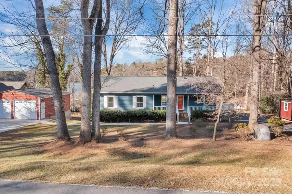 Mooresville, NC 28117,604 Beaten Path RD
