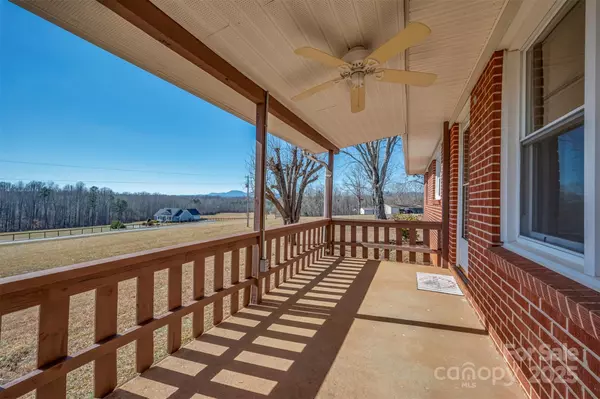 Columbus, NC 28722,156 Eagle Nest RD