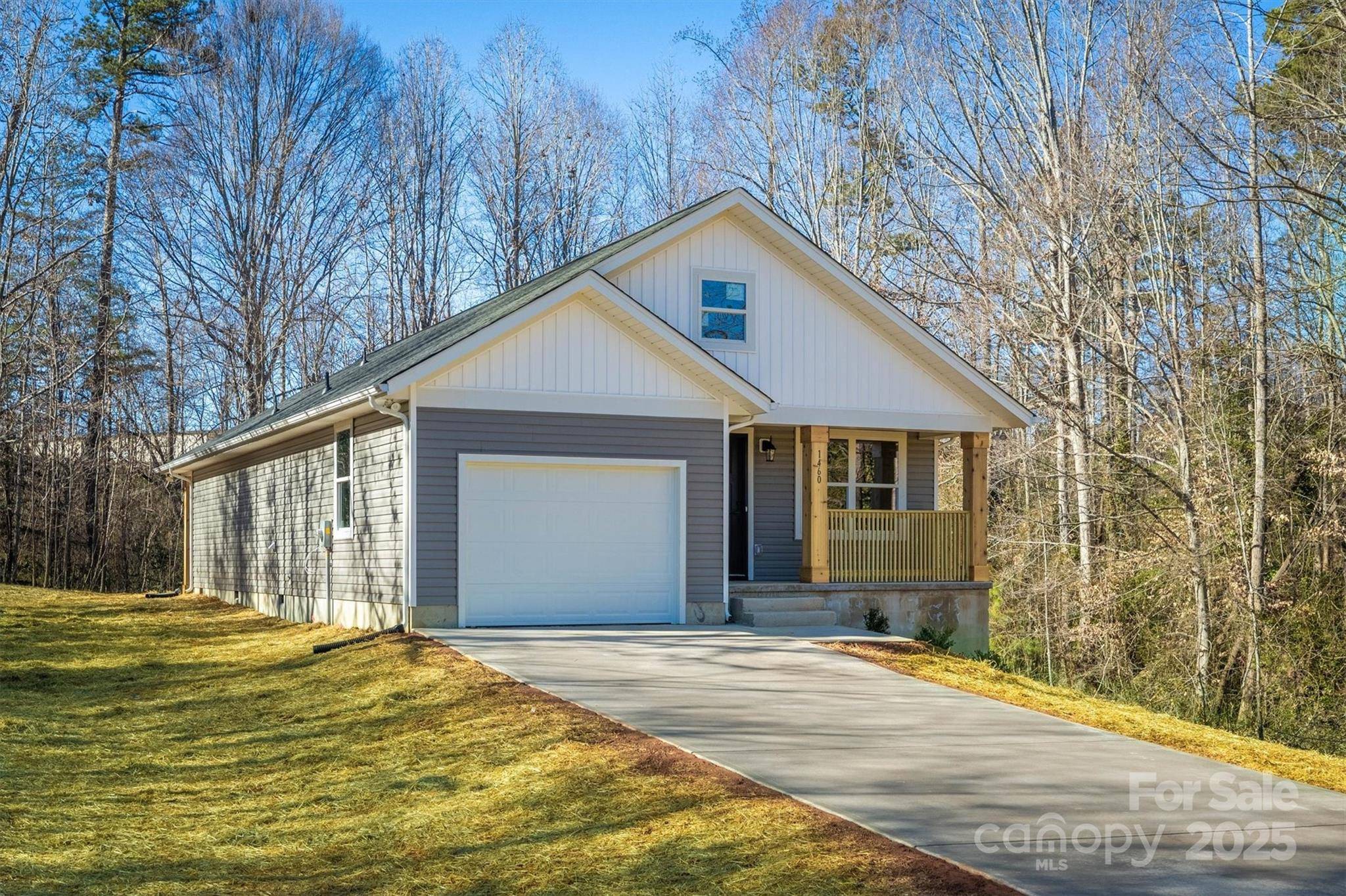 Hickory, NC 28601,100 Howell ST #13A