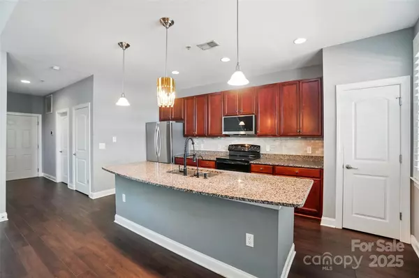 Mooresville, NC 28117,128 Steinbeck WAY #E