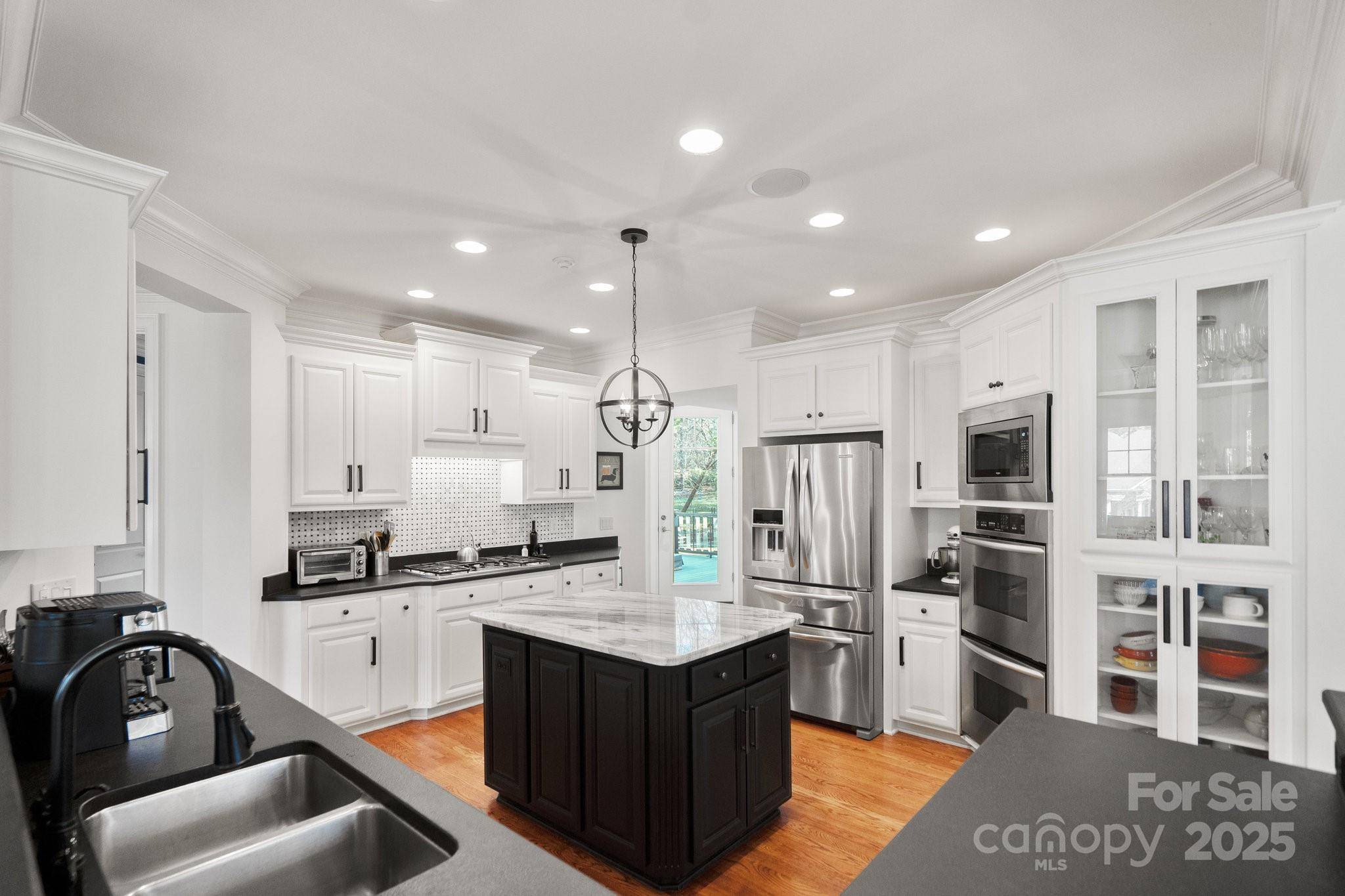 Mooresville, NC 28117,115 Union Chapel DR