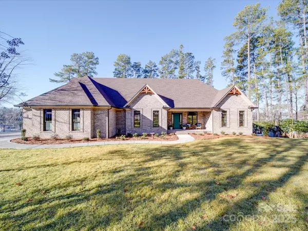 168 Tanglewood CV, Belmont, NC 28012