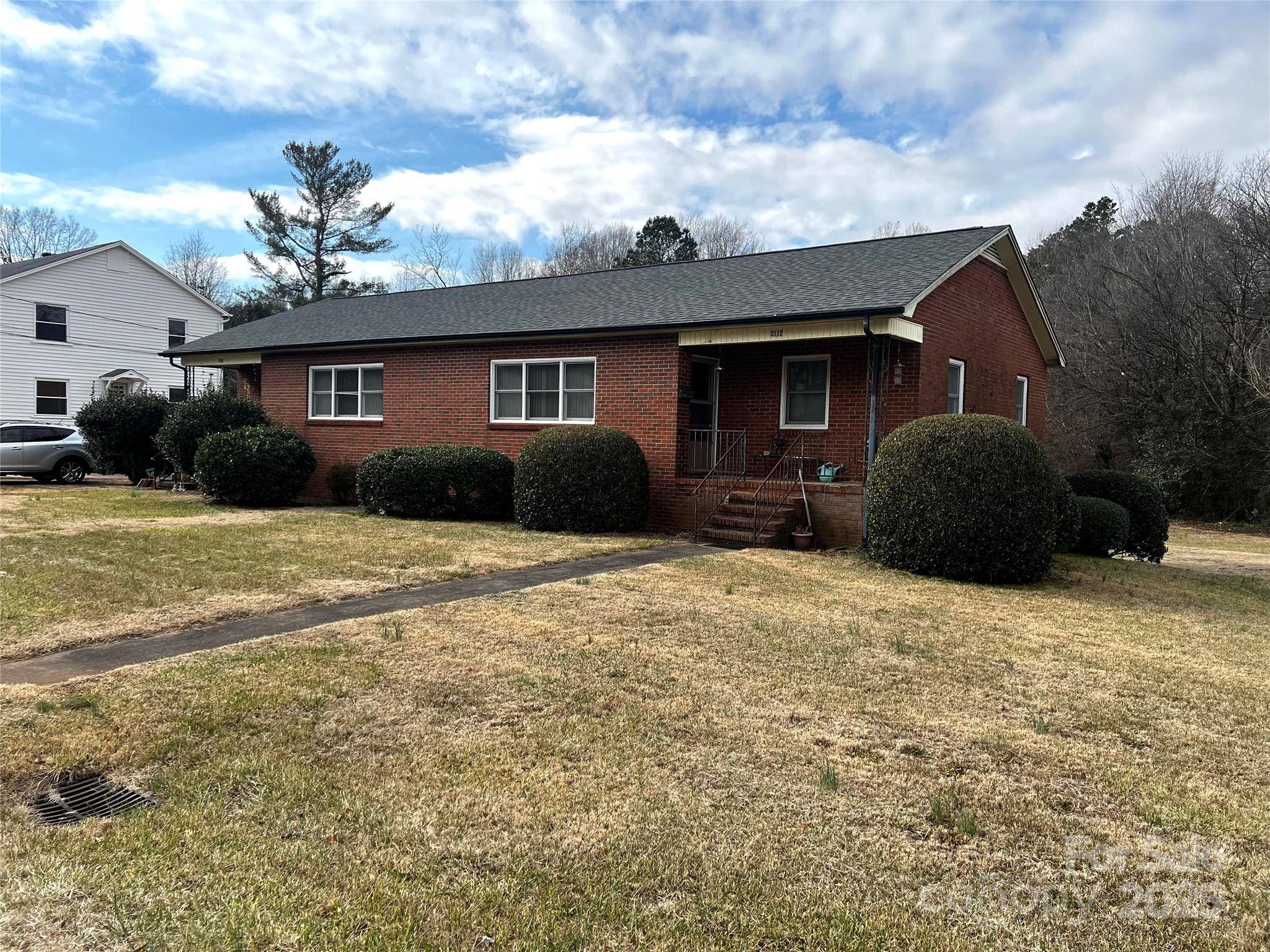 2110 N Stewart AVE, Newton, NC 28658