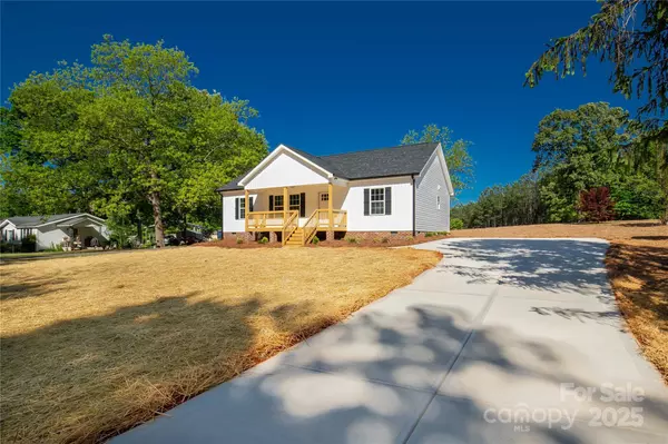 1345 Mack DR, Mcconnells, SC 29726
