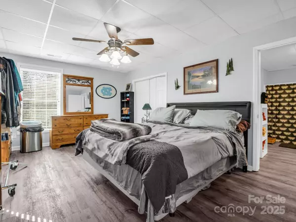 Bostic, NC 28018,532 Harvey Logan RD