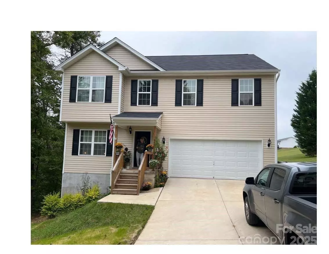 Rural Hall, NC 27045,945 Brentwood PARK