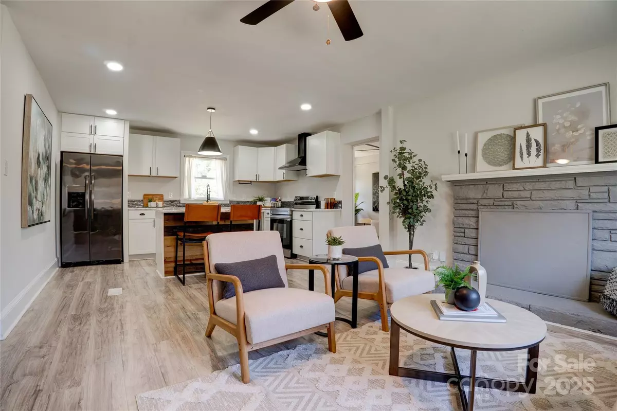 Charlotte, NC 28208,2624 Ashley RD