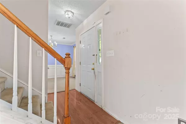 Matthews, NC 28105,2802 Longspur DR