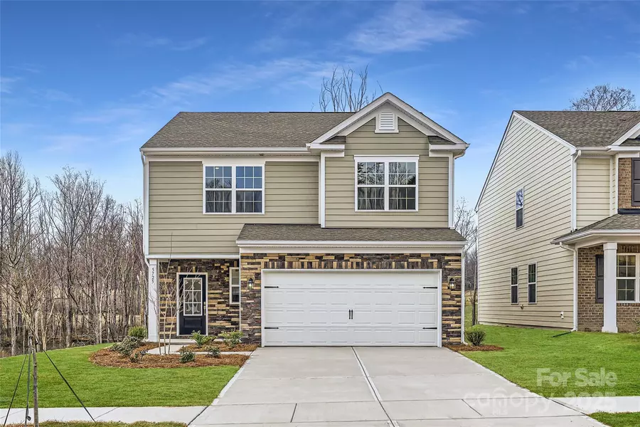 5725 Olive Beach RD, Kannapolis, NC 28081