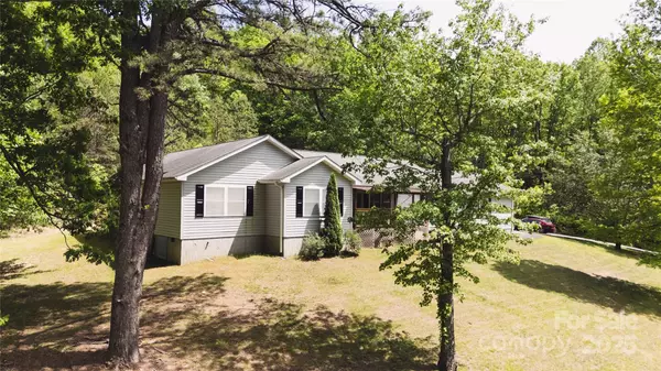 Brevard, NC 28712,25 Uplands RD