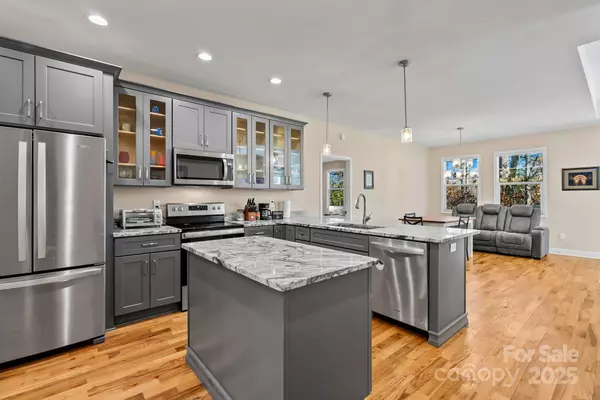 Asheville, NC 28804,79 Greenwood Fields DR